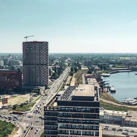 Voir Apartment Lägenhet Bratislava