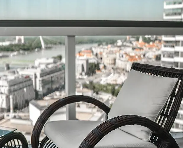 Voir Apartment Bratysława